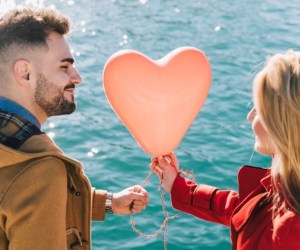 Signs of a mans interest in a woman 1