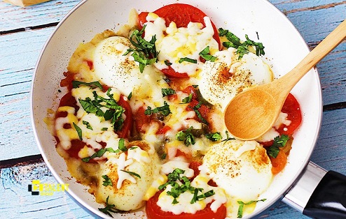 omlet tokhme morgh pokhte