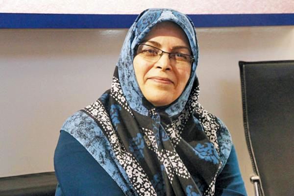 آذر منصوری