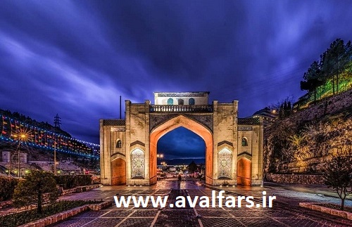 دروازه قرآن شیراز شب