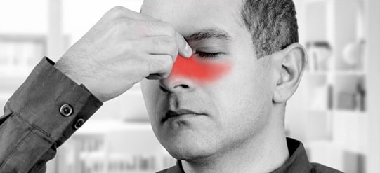دلایل کیپ شدن بینی | ۲۰ روش درمان کیپ شدن بینی کودکان و بزرگسالان