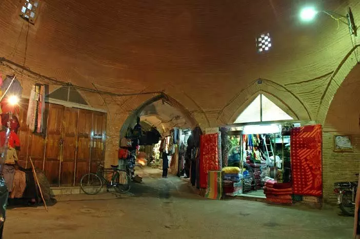 بازار شهرضا از آثار تاریخی و زیبا ، به ی 122939 1