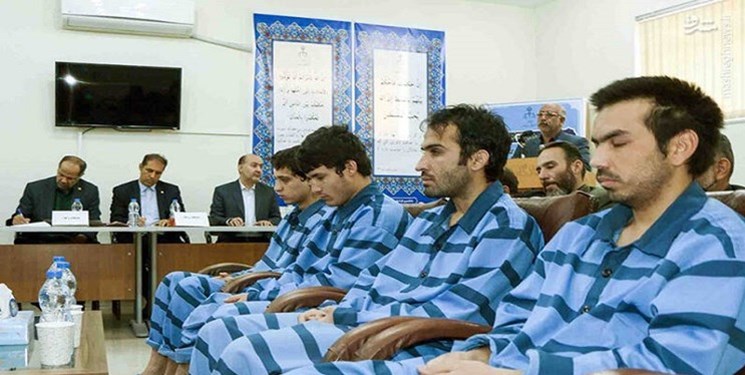 عوامل حمله به شاهچراغ
