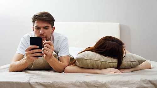 عکس زن و شوهر کم محلی