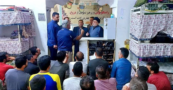 بازدید شبانه رئیس کل دادگستری استان فارس از زندان داراب: «در نتیجه این بازدید زمینه آزادی ۶۸ زندانی با استفاده از تسهیلات قضایی فراهم شد»