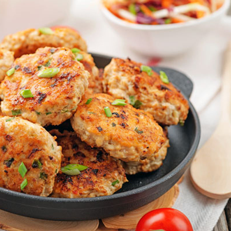 طرز تهیه کوکوی مرغ و قارچ با طعم پیازچه