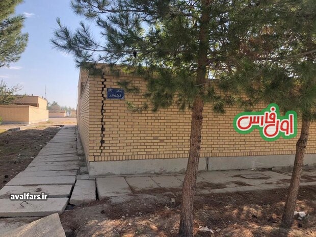 فرونشست مدارس