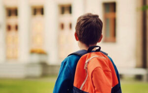 توصیه های یک متخصص ارتوپدی برای خرید کوله پشتی مناسب دانش آموزان