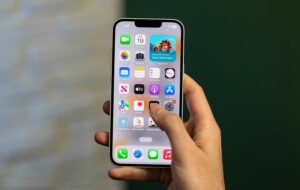 ۶ ترفند عالی برای مخفی‌ کردن پیام و چت در آیفون که فضول ها نبینند