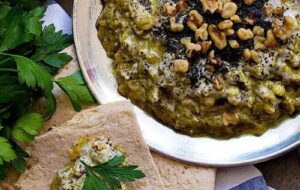 ۱۶ نکته طلایی برای خوشمزه تر شدن کشک بادمجان