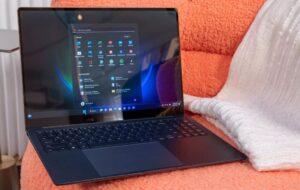 زمان معرفی و عرضه لپتاپ‌ های جدید سامسونگ سری گلکسی بوک ۴ با قابلیت‌ هوش مصنوعی