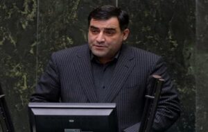 پیشی بینی ناچیز دولت برای افزایش حقوق کارمندان و بازنشستگان با تورم بالای ۴۰ درصد