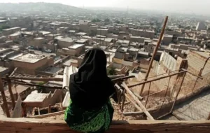 بدبختی هزاران خانوار حاشیه شیراز که مسئولین آمارشان را هم ندارند