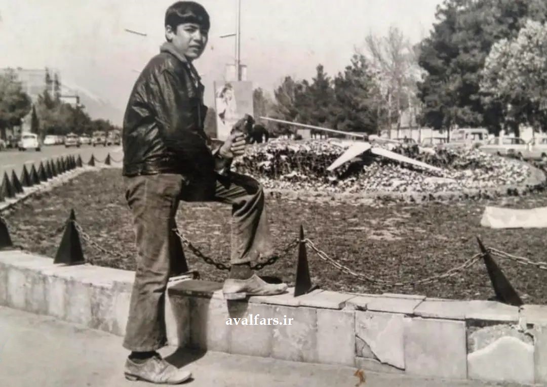 عکسیادگاریساعتگلدهه۴۰