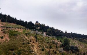 جنجال ساخت نماد ۳۰ میلیارد تومانی در ارتفاعات باباکوهی شیراز