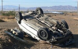 ۵ کشته و مجروح در حادثه واژگونی پراید در آزاد راه اصفهان شیراز