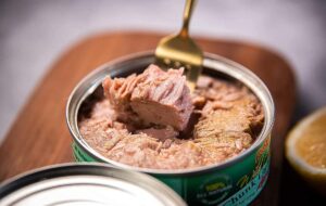 ۷ نکته مهم در مصرف تن ماهی که دانستن آن بسیار ضروری است