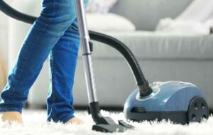 ۱۱ اشتباه رایج در استفاده از جاروبرقی که عمر آن را کوتاه تر می کند