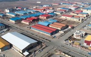 چگونه ساندویچ پانل‌ها معماری شیراز را متحول می‌کنند؟