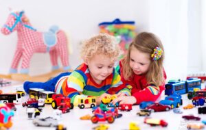 ۵ اسباب بازی که هیچوقت نباید برای کودکان خود بخرید!