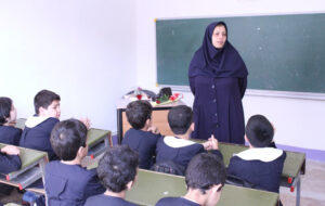 واریز پاداش پایان خدمت فرهنگیان بازنشسته بعد از حقوق دی و پرداخت حقوق معلمان خرید خدمت از ۲ هفته دیگر