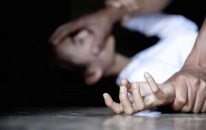 تعرض به دختر ۱۵ ساله در خانه مجردی یکی از دوستان