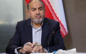 تاکید معاون اقتصادی استانداری فارس برای تفویض اختیارات بیشتر و مؤثرتر به استان‌ها