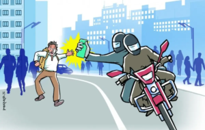 نصیحت یک دزد موبایل به مردم از روی دلسوزی که ۳ سوته گوشی می زد