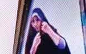 این زن را شناسایی کنید که شکارچی خطرناک کودکان است+عکس