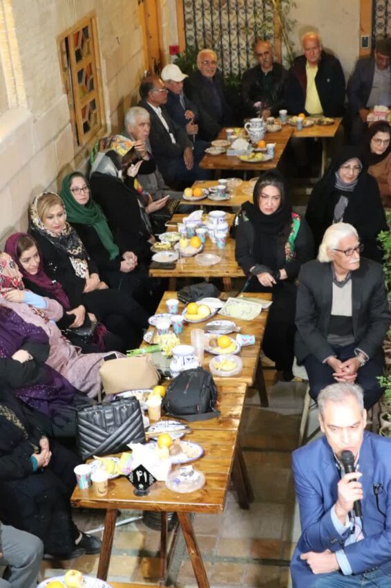 شب گرامیداشت بیژن سمندر در شیراز 7