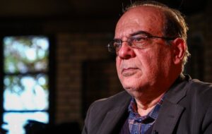 دولت هیچ برنامه ای برای اداره کشور ندارد/کل اصلاح طلبان و اصولگرایان بیشتر از ۲۵ درصد جامعه را نمایندگی نمی کنند/وزیر کشاورزی سابق در کدام دادگاه رفت؟