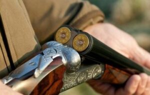 جزئیات قتل زن جوان در عطرفروشی خیابان قصردشت شیراز/ قاتل  خودش را هم کُشت