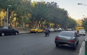 توقف و پارک خودرو در این محل ۱۰۵ هزار تومان جریمه دارد