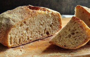 روش های کاربردی بسیار جالب برای استفاده از نان بیات و مانده