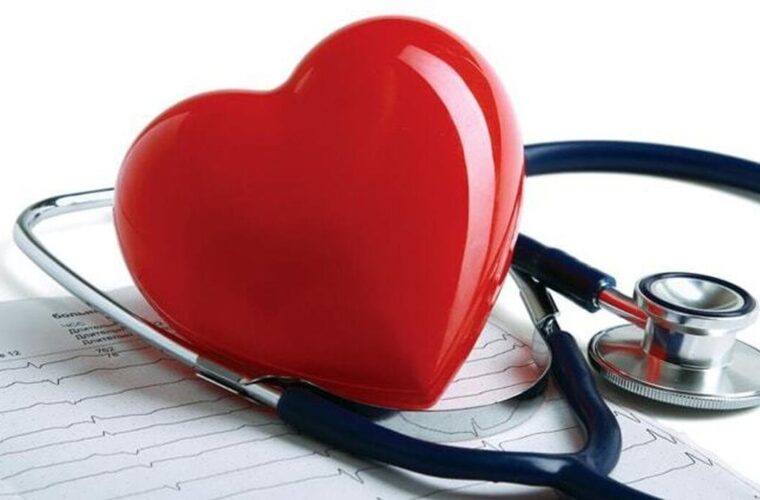 ۱۴ عادت روزانه مخرب که سلامتی شما را به خطر می اندازند