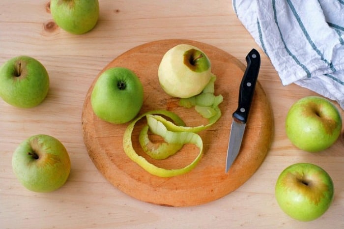 ۷ کاربرد برای پوست سیب