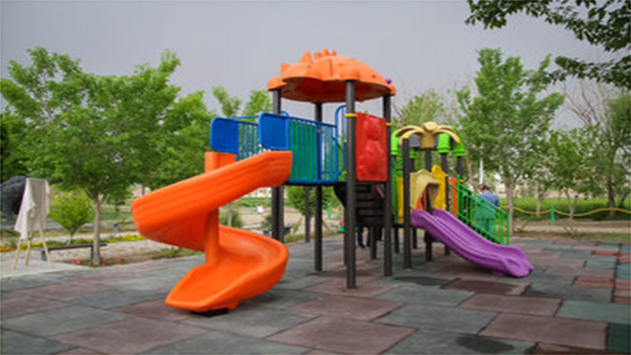 استاندار نبودن شهربازی ها شیراز