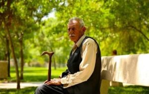 باقیمانده‌ی پاداش بازنشستگان ۱۴۰۱ واریز می شود