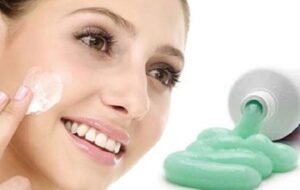 از خمیردندان برای درمان خانگی جوش صورت استفاده کنیم یا نه؟