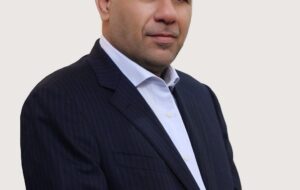 گزارش عملکرد دوران نمایندگی و برنامه های آینده «دکتر داریوش اسماعیلی» کاندیدای خرامه، سروستان و کوار برای انتخابات مجلس