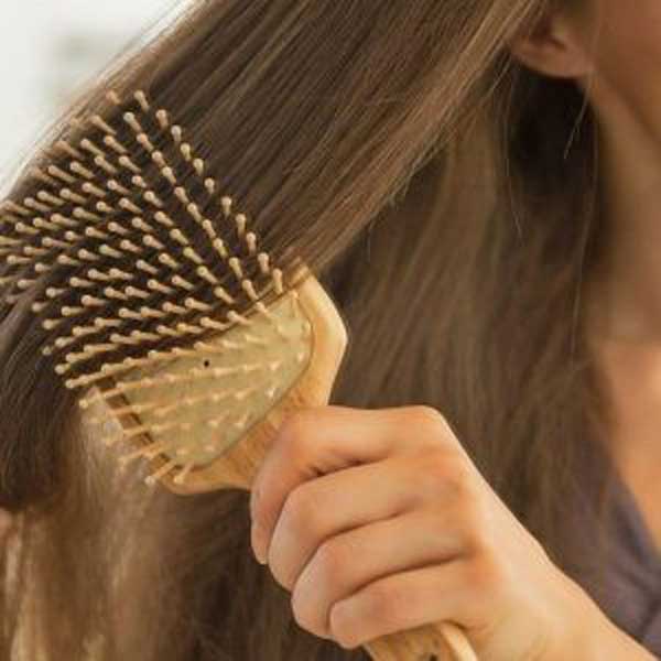 فایده استفاده از برس چوبی