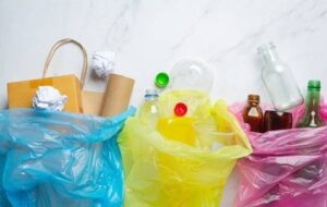 ۱۰ وسیله ای که باید در خانه تکانی از شر آنها خلاص شوید