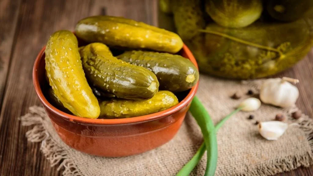 کپک زدن خیارشور