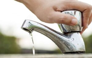 پاسخ آبفا به اُفت فشار و قطع چندین روزه  آب در برخی مناطق شهرستان شیراز