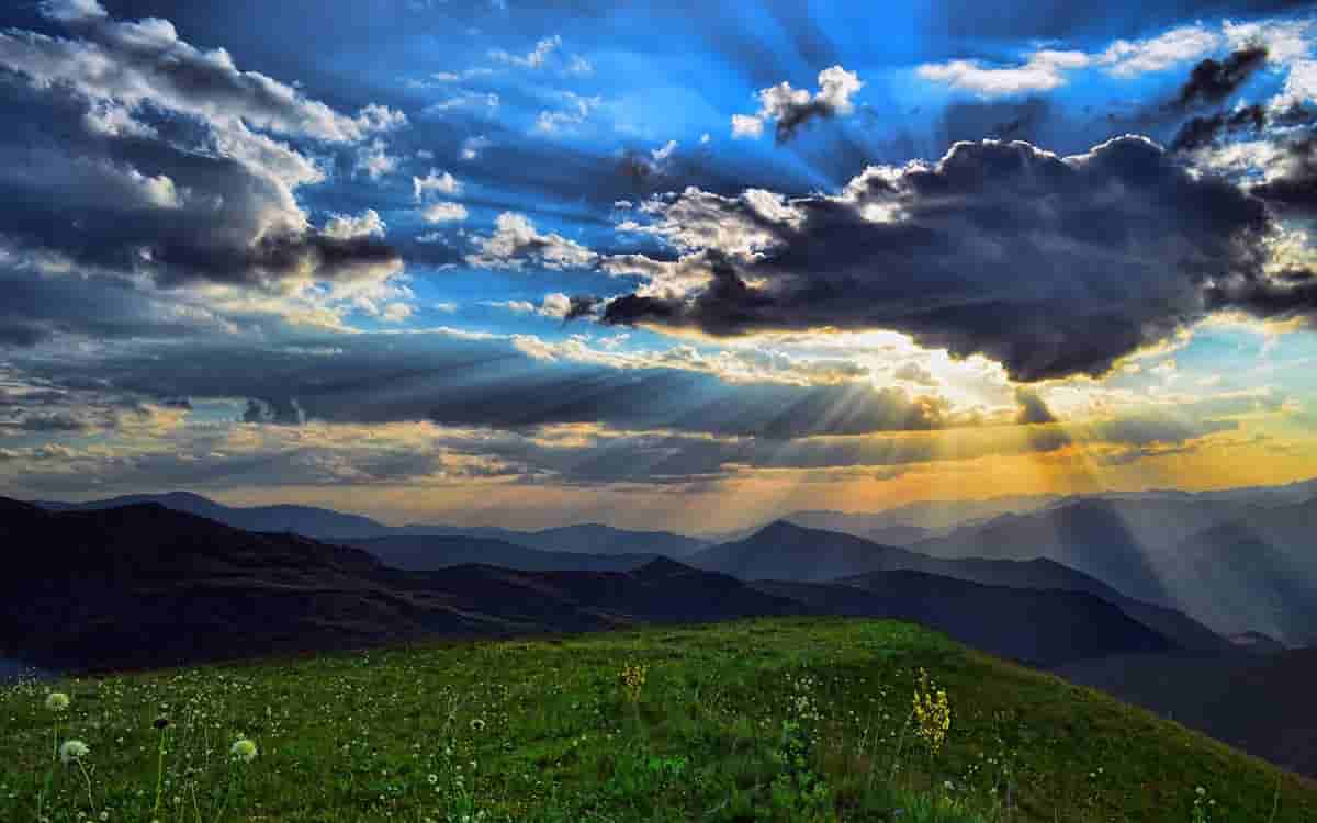 آسمان ابری