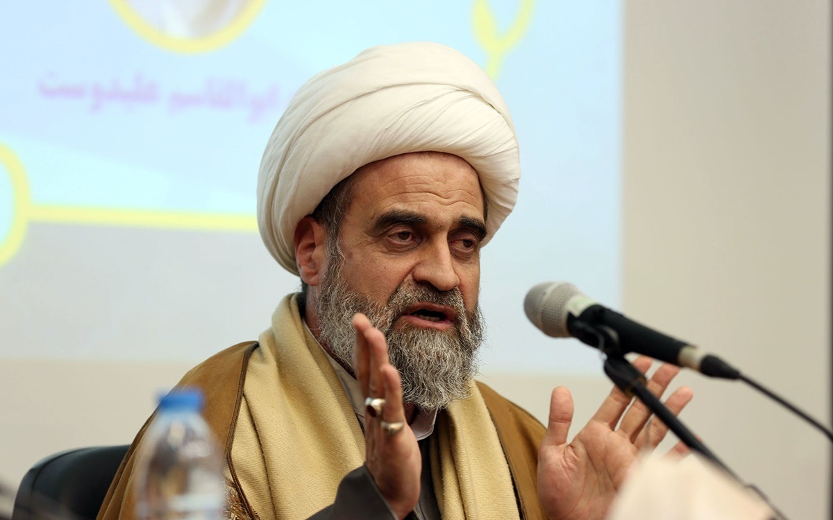 آیت الله محمد قائنی استاد درس خارج فقه و اصول حوزه علمیه قم