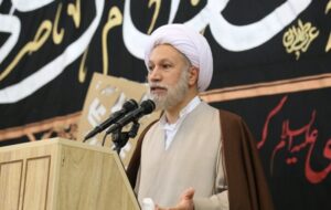  امام جمعه شیراز: مردم در روز ۱۳ فروردین حرمت امام اول شیعیان را نگه دارند