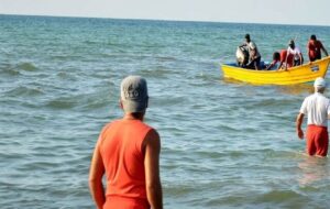 نجات پسربچه ی شیرازی از مرگ در ساحل گناوه