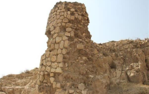 چه کسی در حال تخریب اثر باستانی ” تَل قلعه پُل فسا ” در شیراز است؟ طالبان اظهار بی‌اطلاعی کرد