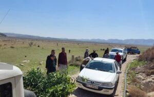 خلع ید از برخی تصرفات غیرمجاز در اراضی ملی منطقه چشمه بنگ کازرون